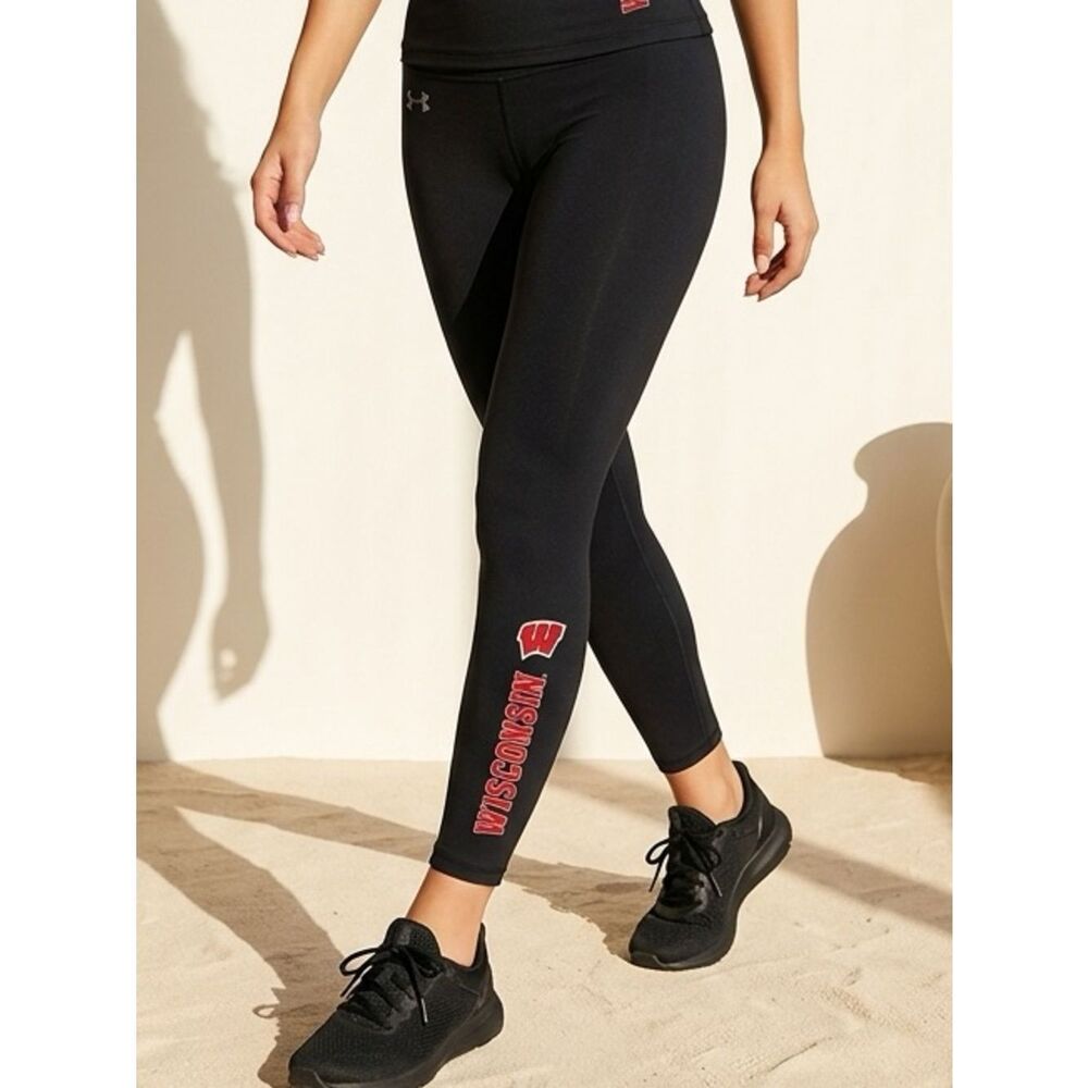 NWT Under Armour Women’s Black Performance Leggings South Carolina Gamecocks - S